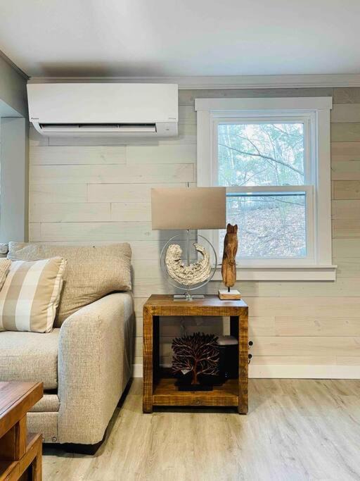 Photo of Others in Holden