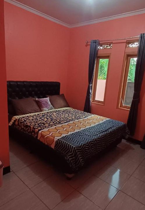 Photo of Bedroom in Cisarua