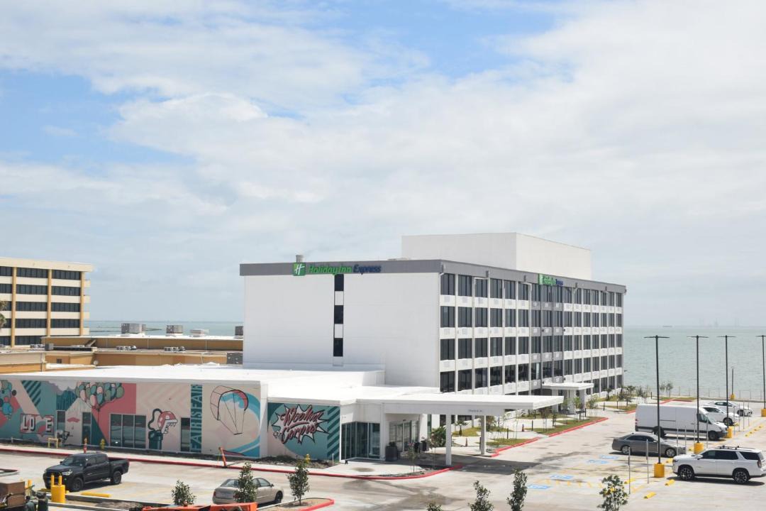 Photo of Others in Del Mar