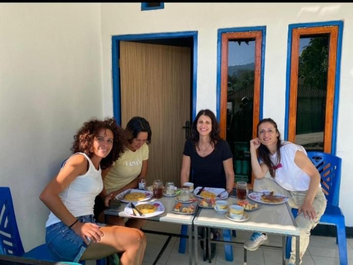 Photo of Others in Moni