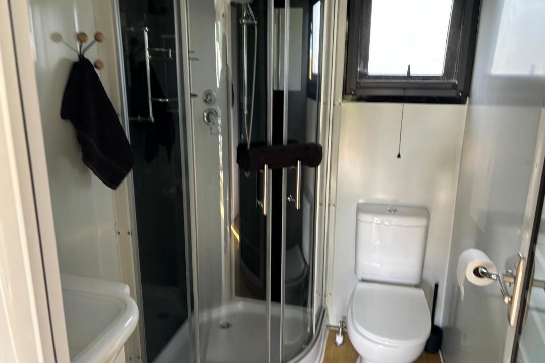 Photo of Bathroom in Longlands