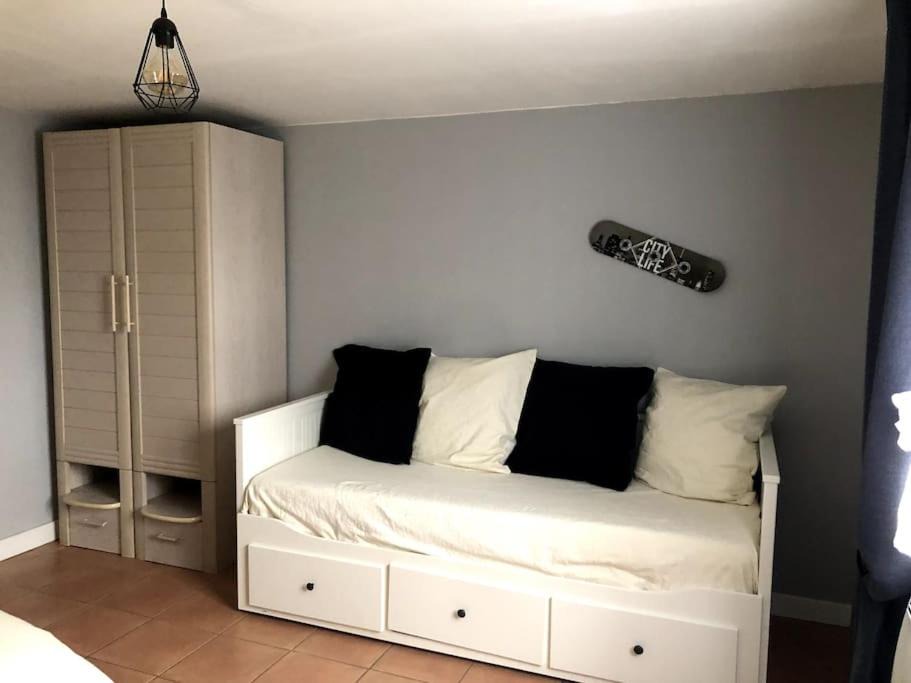 Photo of Bedroom in Dommartin