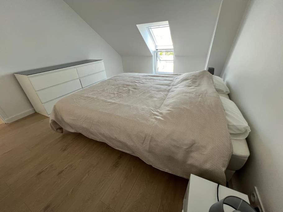 Photo of Bedroom in Margny-les-Compiegne