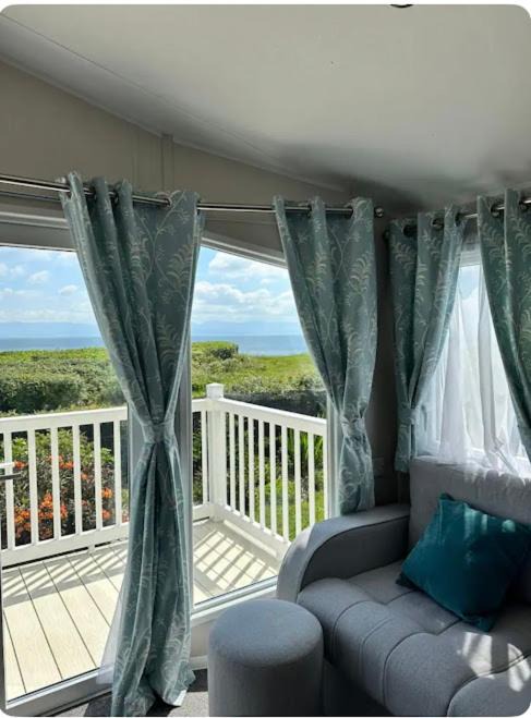 Photo of Patio Balcony in Rhyd-y-clafdy