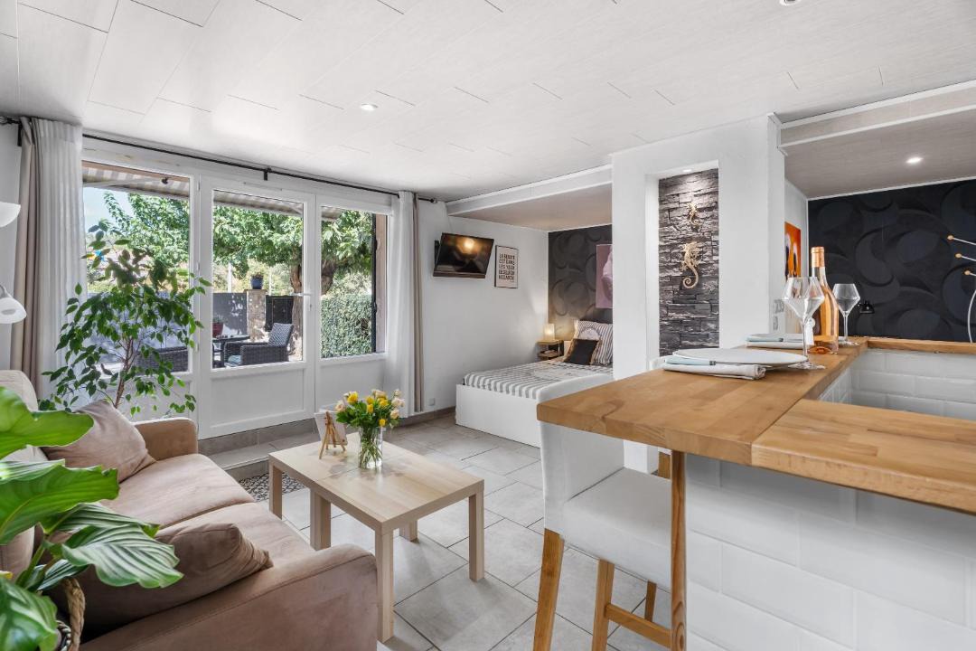 Photo of Others in Cuers