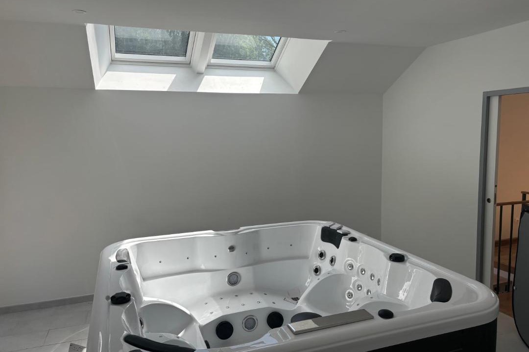 Photo of Others in Cohons