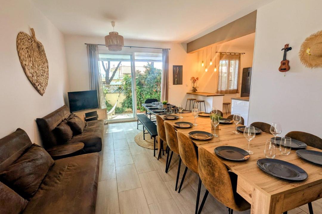 Photo of Others in La Jetee