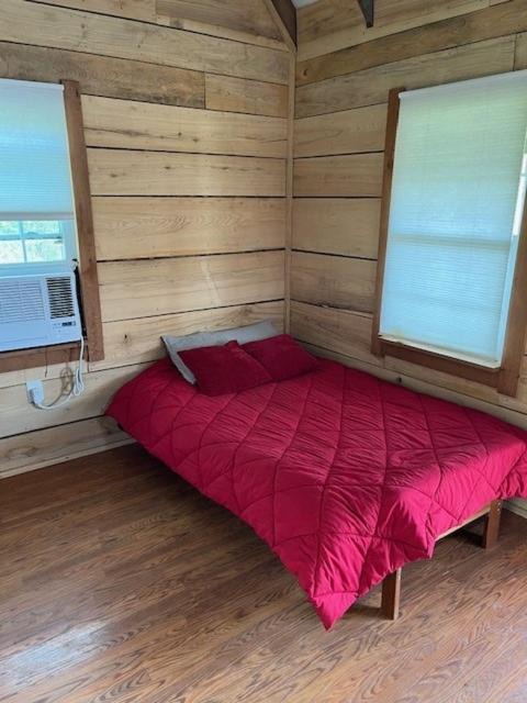 Photo of Bedroom in East Fultonham