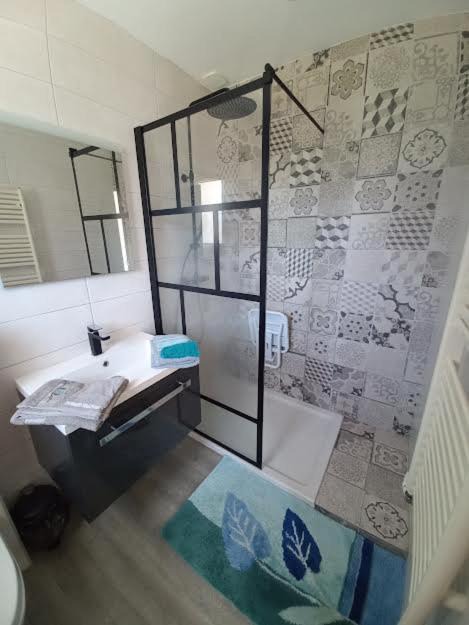 Photo of Bathroom in Villemotier