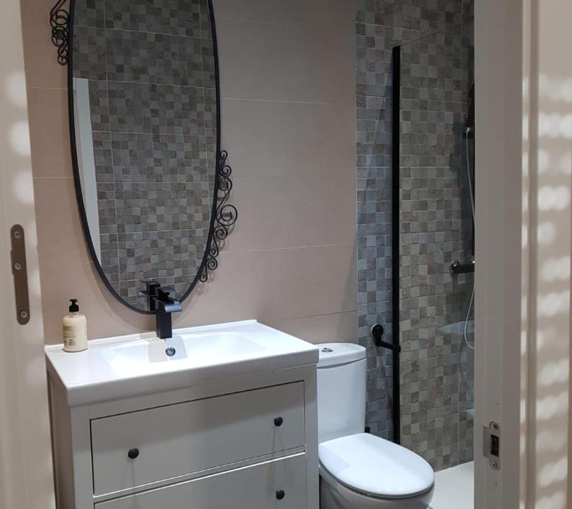Photo of Bathroom in Totanes