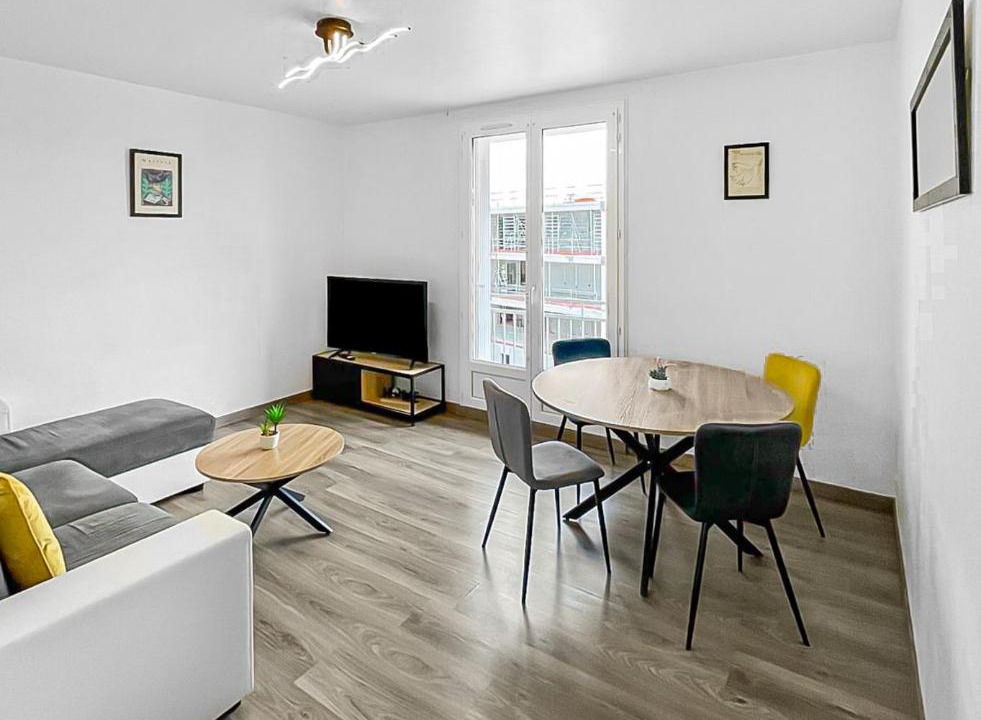 Photo of Others in Miroir - Batignolles