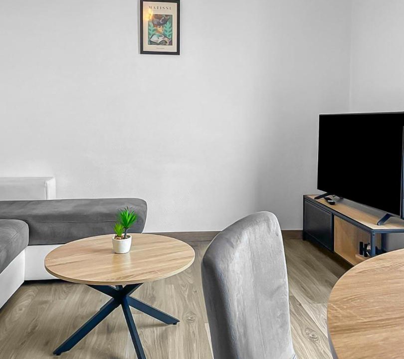 Photo of Livingroom in Miroir - Batignolles