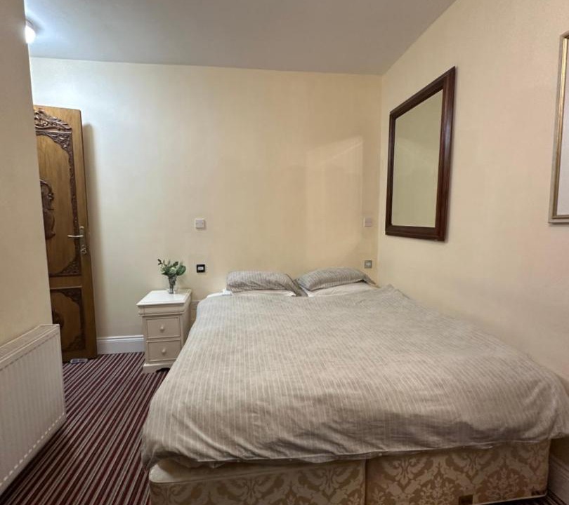 Photo of Bedroom in Ealing Common