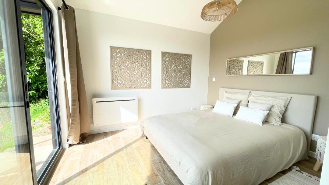 Photo of Bedroom in Le Plessis-Robinson