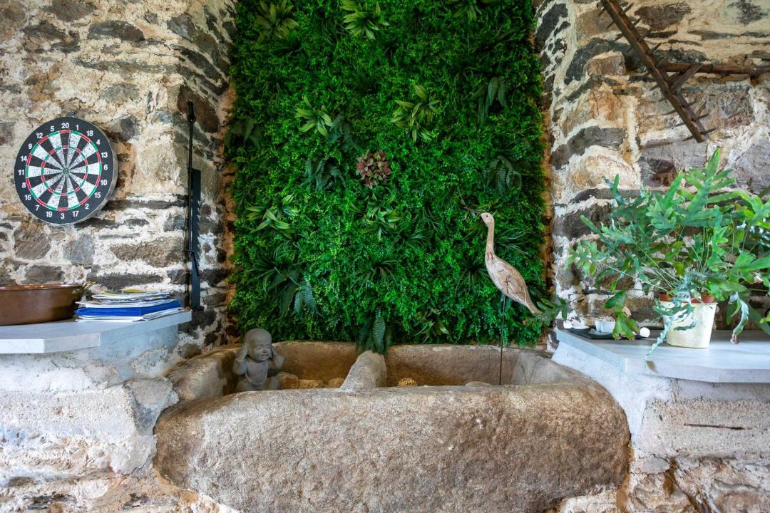 Photo of Others in Allineuc