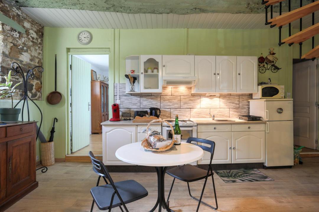 Photo of Kitchen in Allineuc