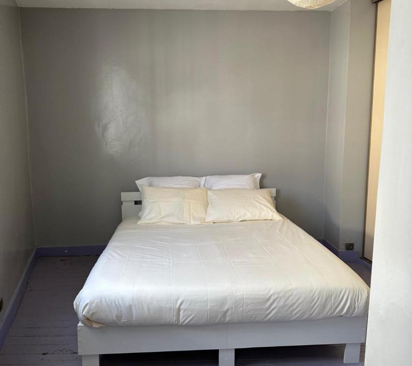 Photo of Bedroom in Bourgoin-Jallieu