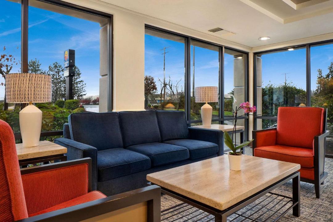 Photo of Others in Guide Meridian