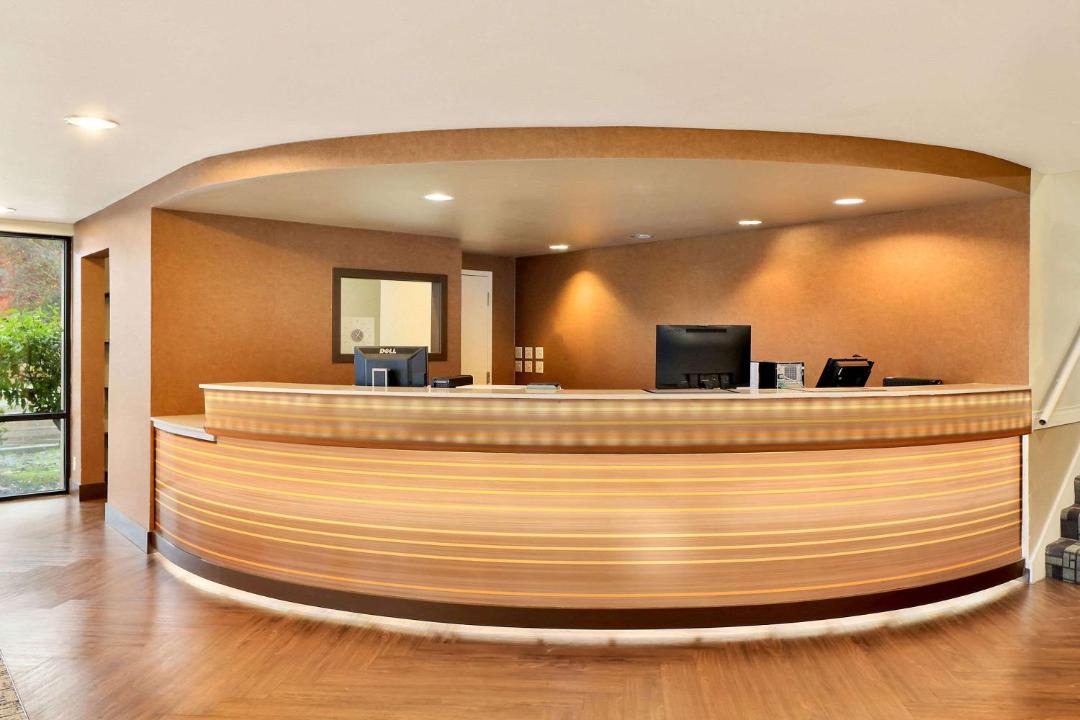 Photo of Others in Guide Meridian