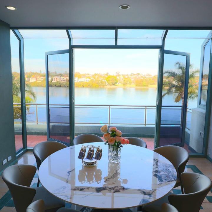 Photo of Others in Chiswick