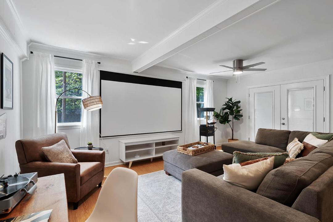 Photo of Livingroom in Eastgate