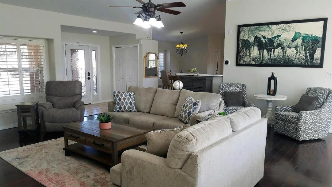 Photo of Livingroom in Ruidoso