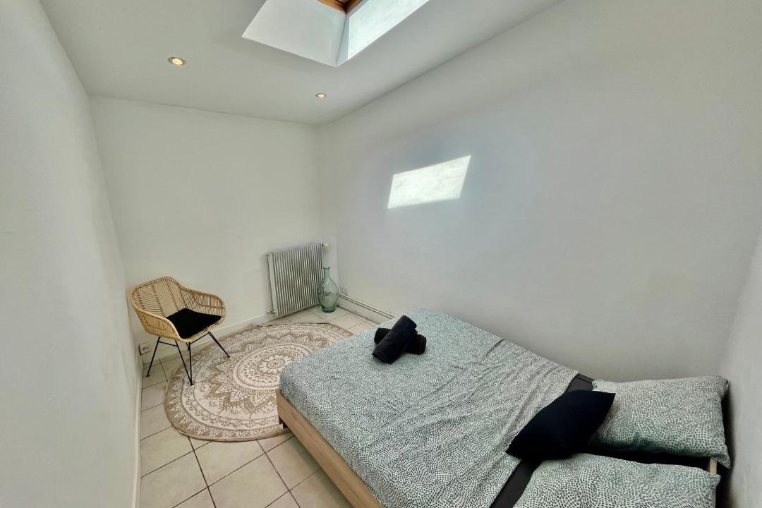 Photo of Bedroom in Sainte-Anne - Faubourg Noyon