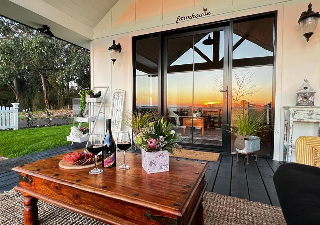 Photo of Patio Balcony in Trafalgar East