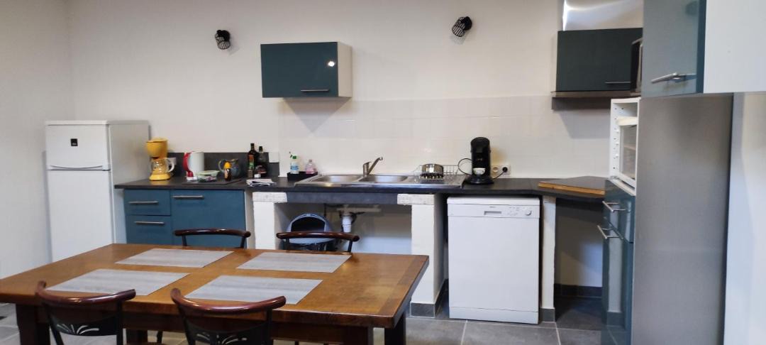 Photo of Kitchen in Saint-Martin-sur-Ocre