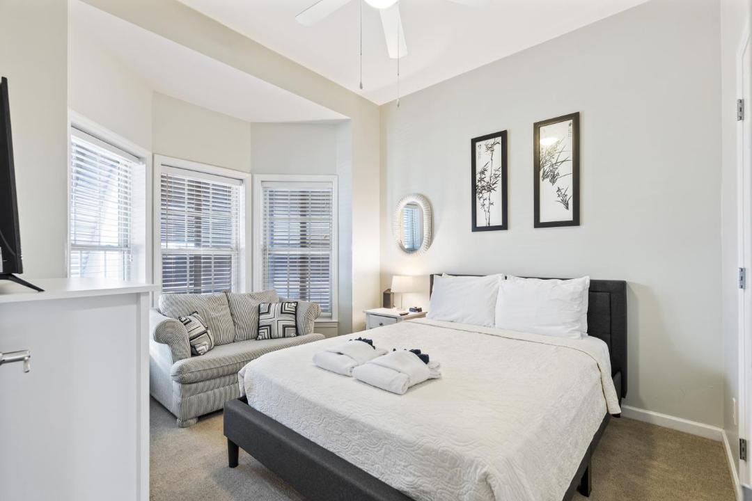 Photo of Bedroom in Waters Edge