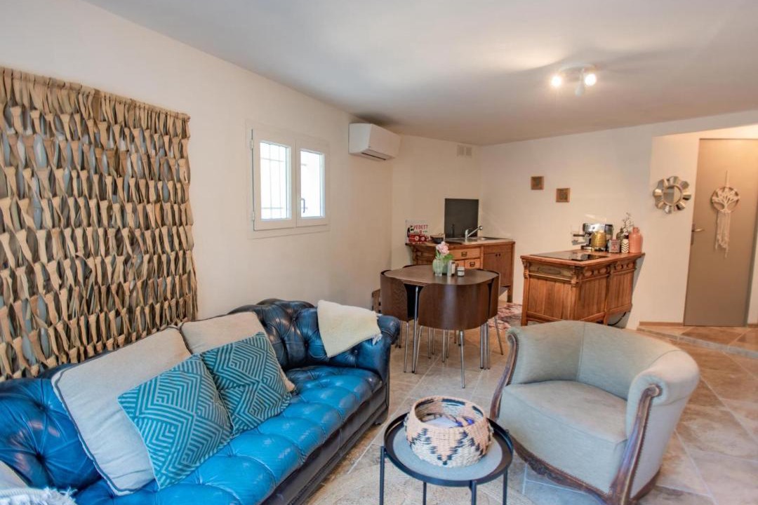 Photo of Others in Faucon