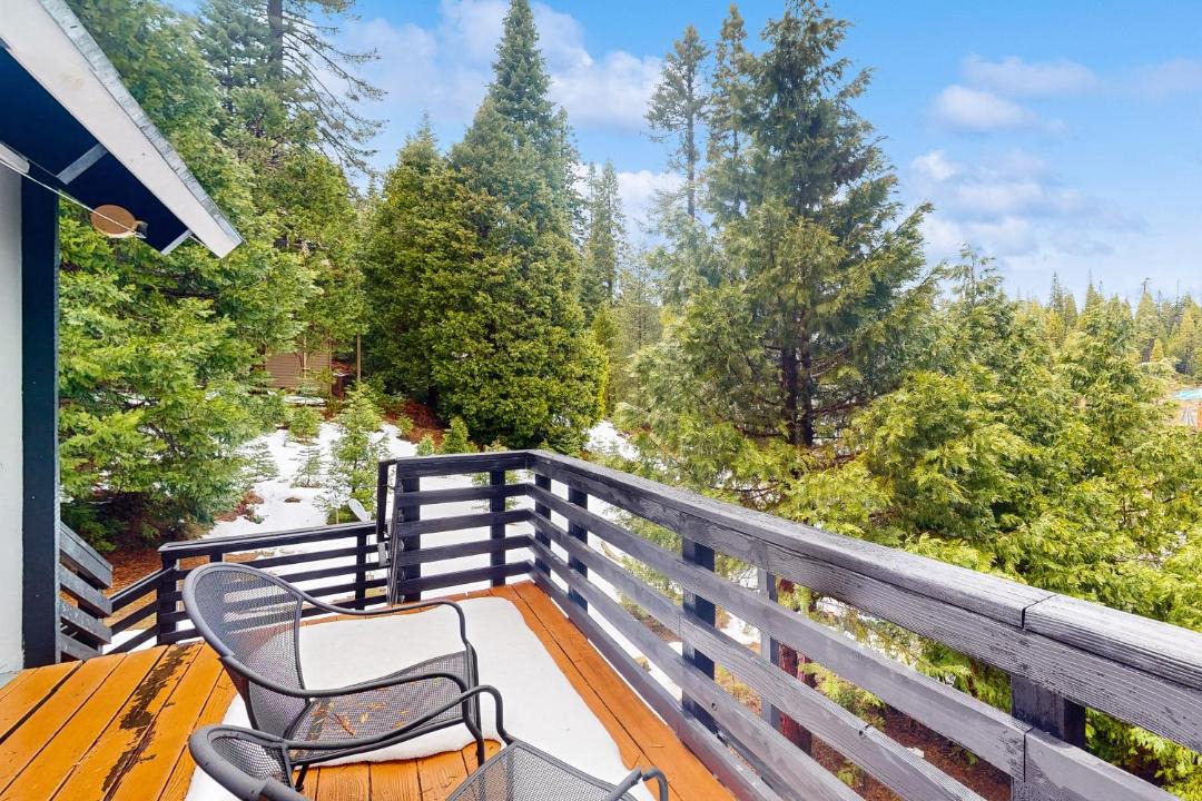 Photo of Patio Balcony in Fish Camp