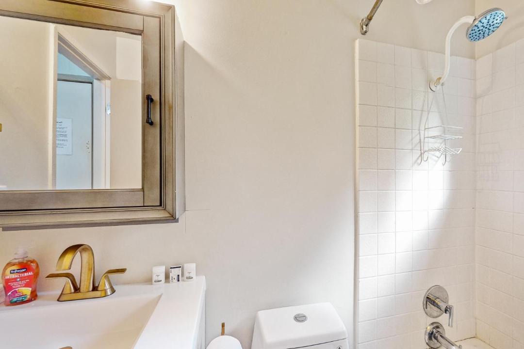 Photo of Bathroom in Fish Camp