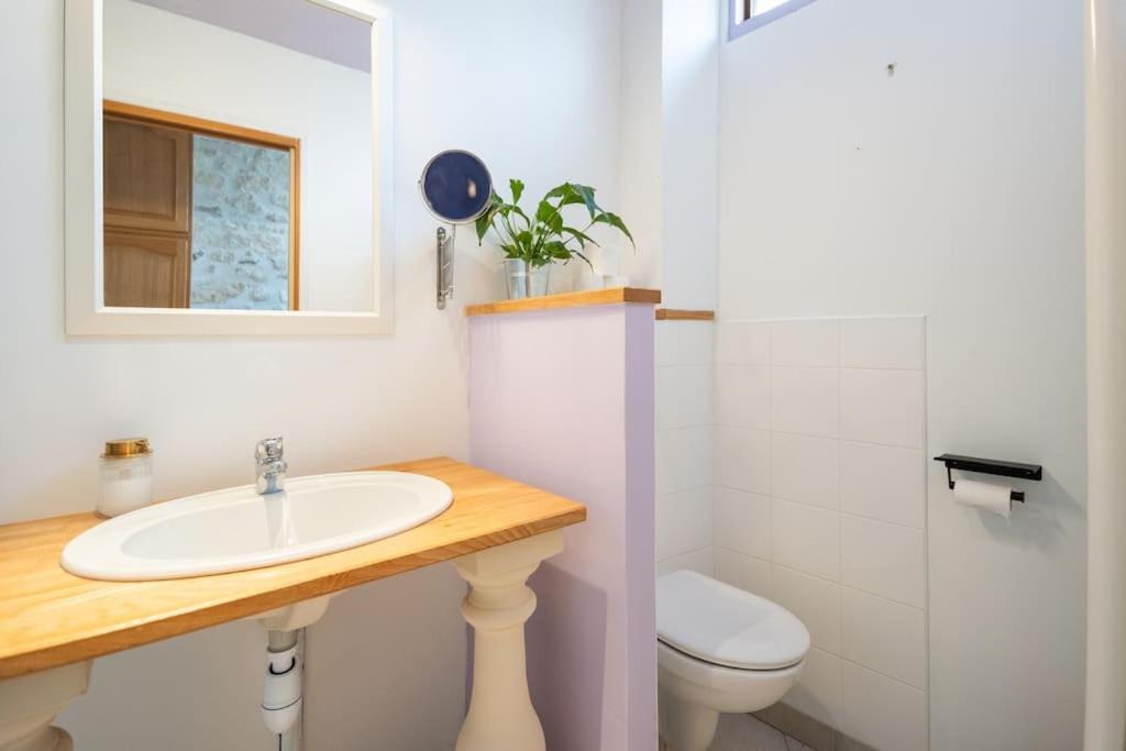 Photo of Bathroom in Moisson