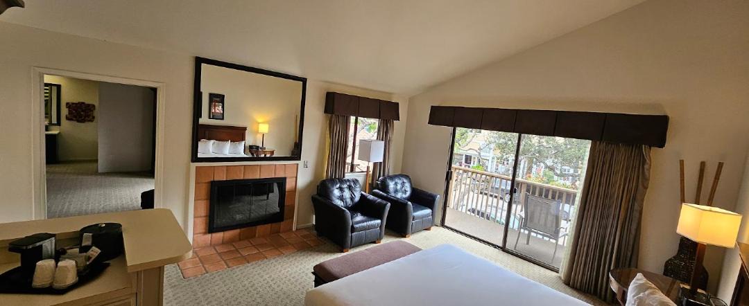 Photo of Others in Golden Rectangle