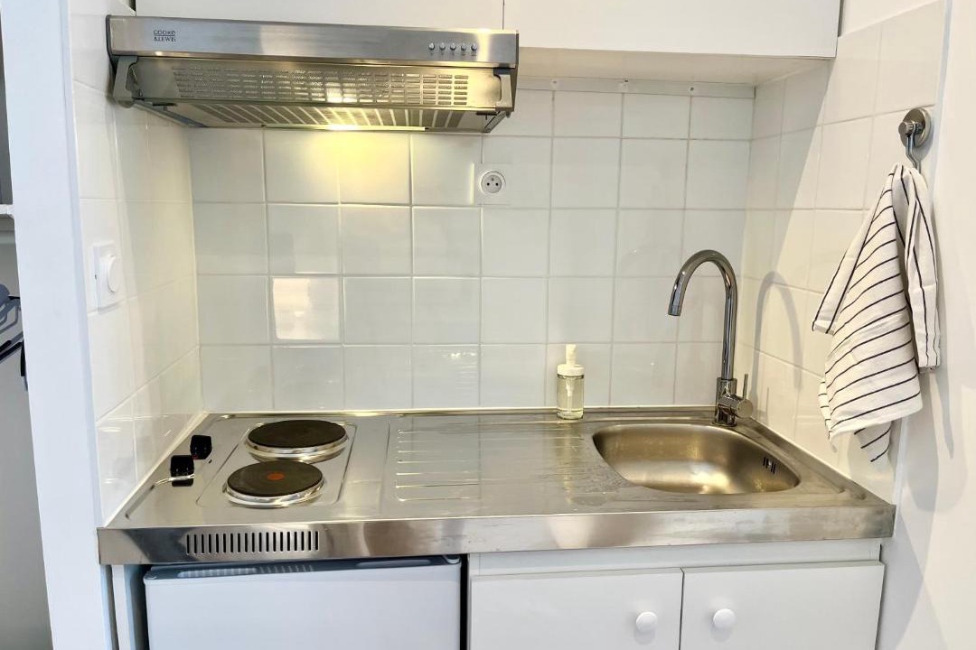 Photo of Kitchen in Quartier de la Folie-Mericourt