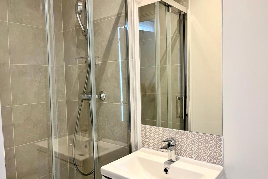 Photo of Bathroom in Quartier de la Folie-Mericourt