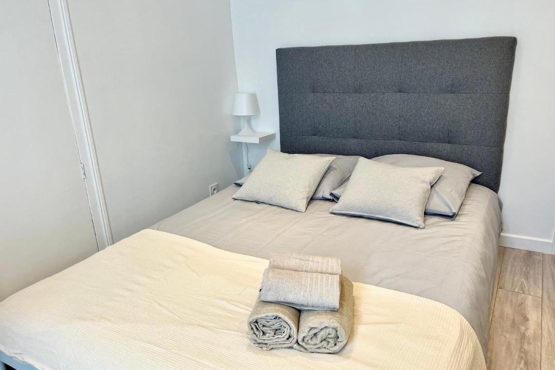 Photo of Bedroom in Quartier de la Folie-Mericourt