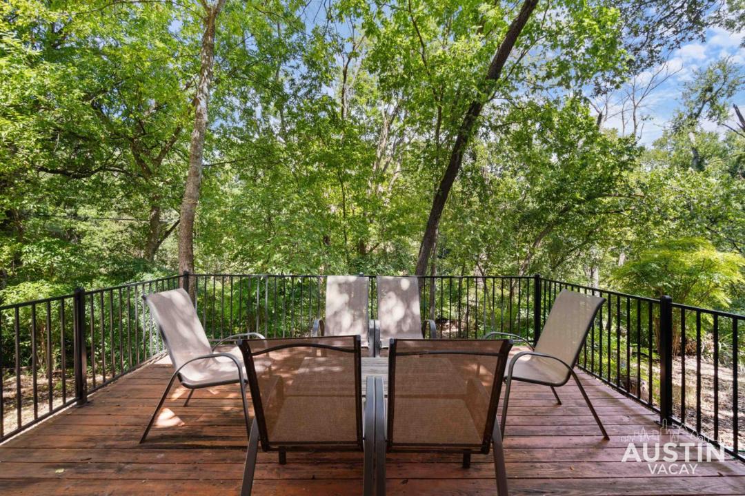 Photo of Patio Balcony in Highland Hills