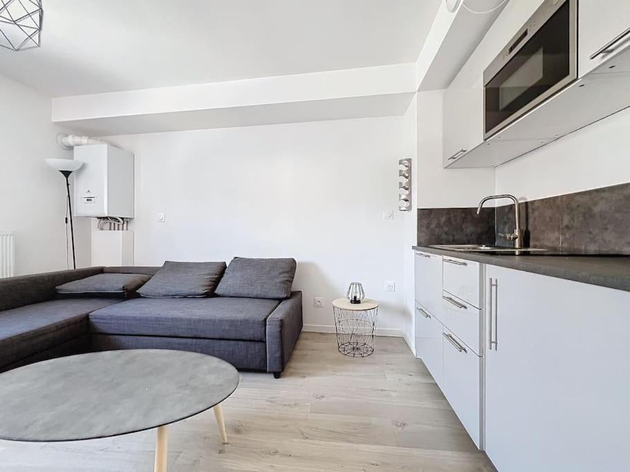 Photo of Others in Oullins