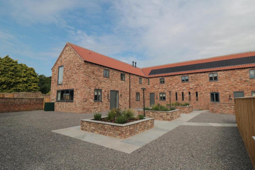 Photo of Others in Holme