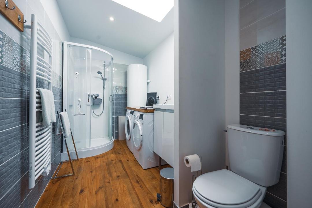Photo of Bathroom in Saint-Aignan