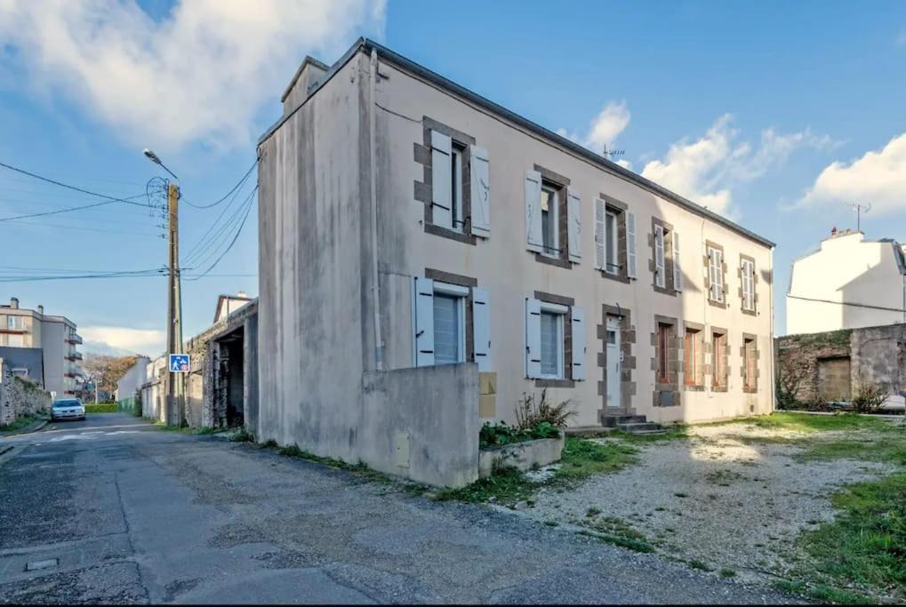 Photo of Others in Saint-Pierre