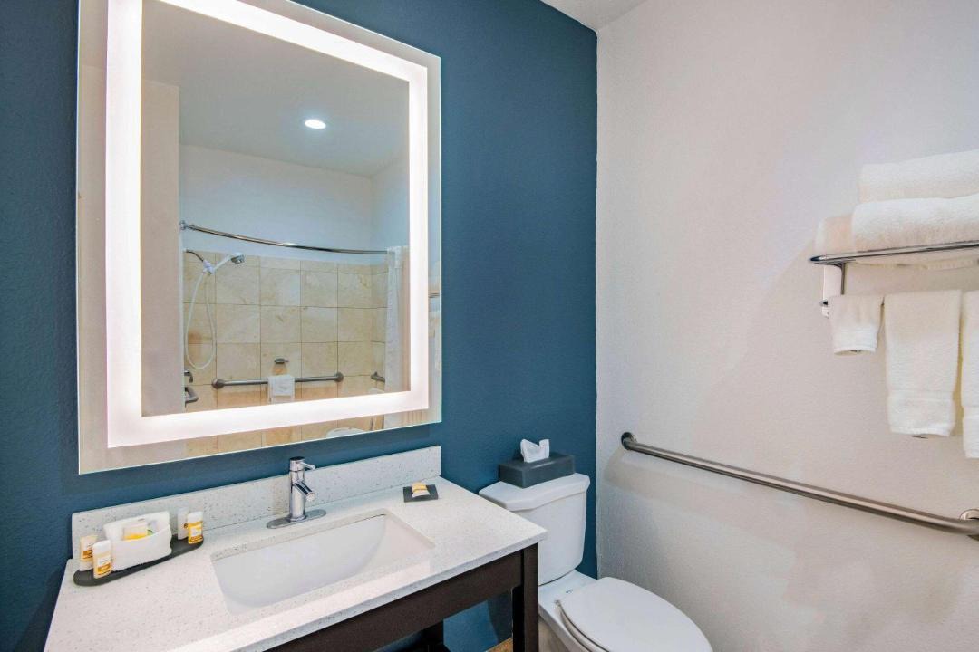 Photo of Bathroom in Dalhart