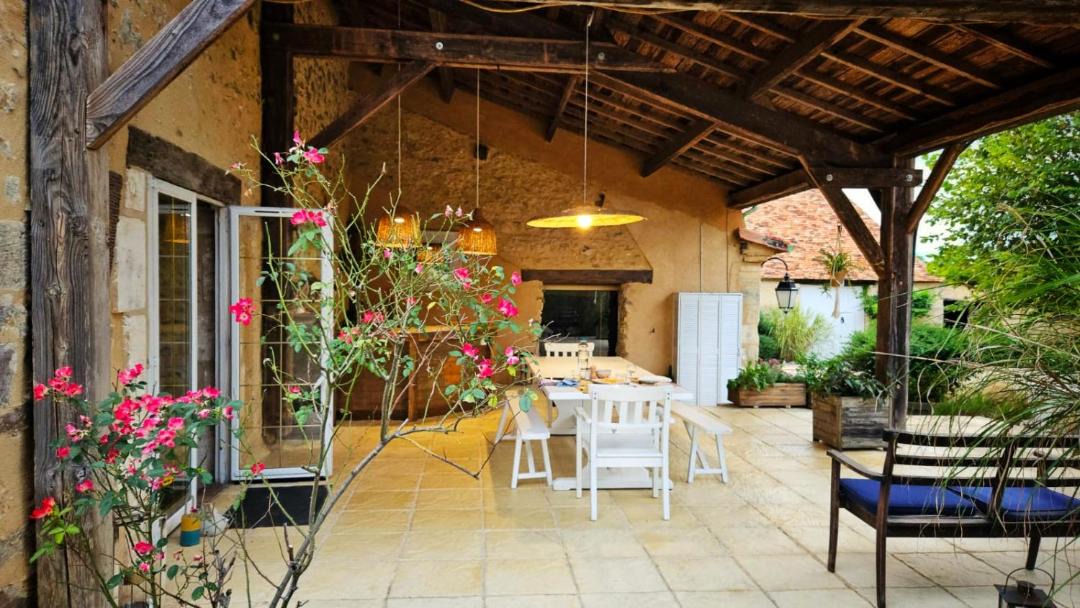 Photo of Others in Les Leches