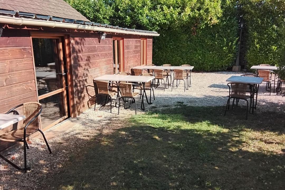 Photo of Others in Crain