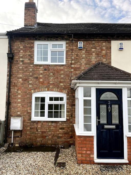 Photo of Others in Bretford