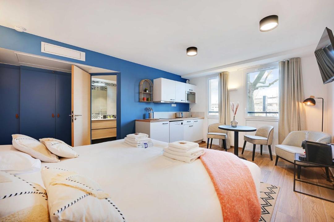 Photo of Bedroom in Vanves