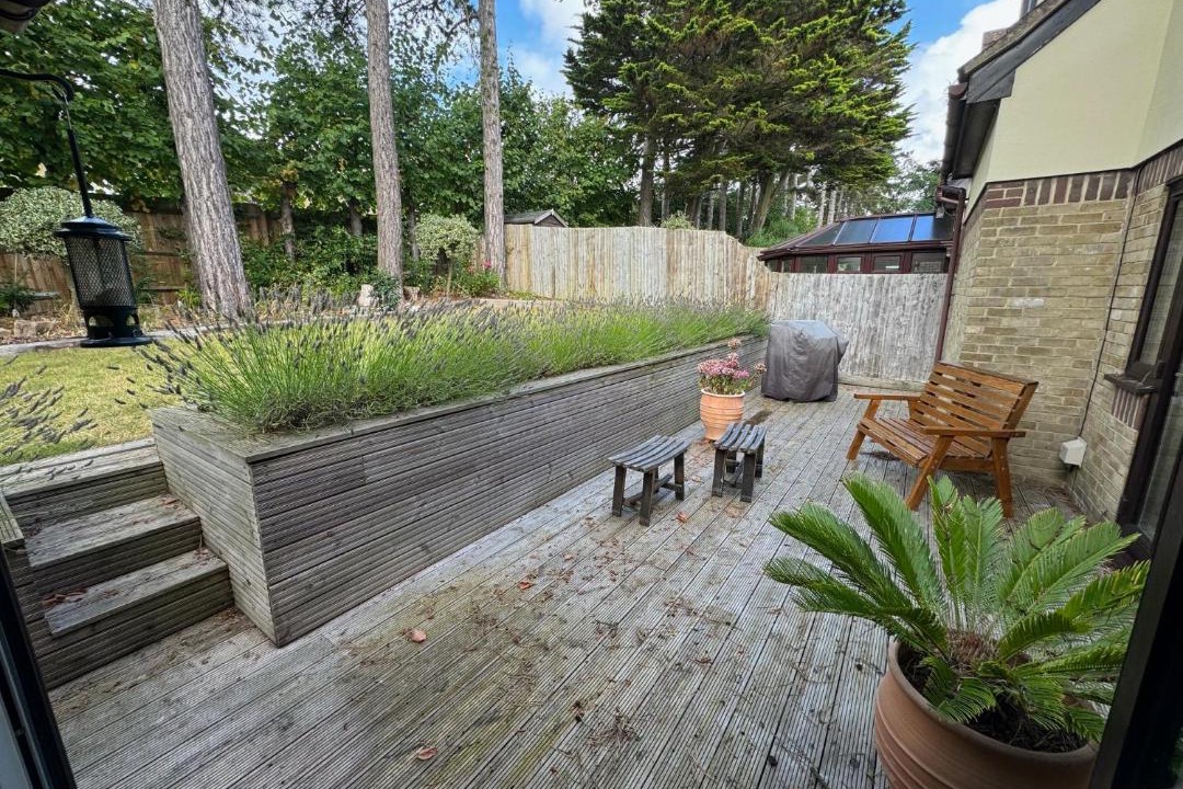Photo of Patio Balcony in High Barnet