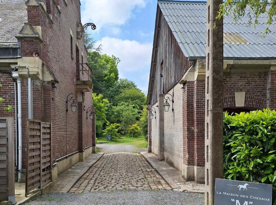 Photo of Others in Eu